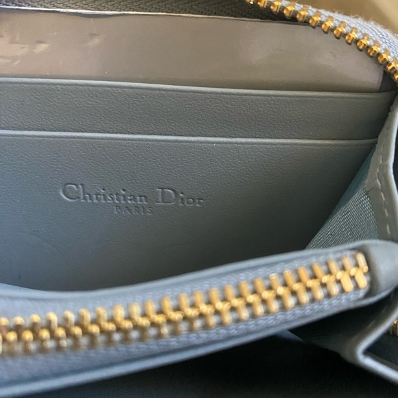 Lady Dior Voyageur Small Coin Purse Cloud Blue - Picture 16 of 16